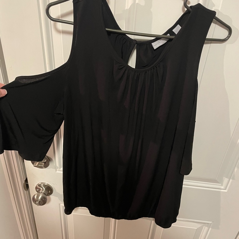 Black cold shoulder Blouse